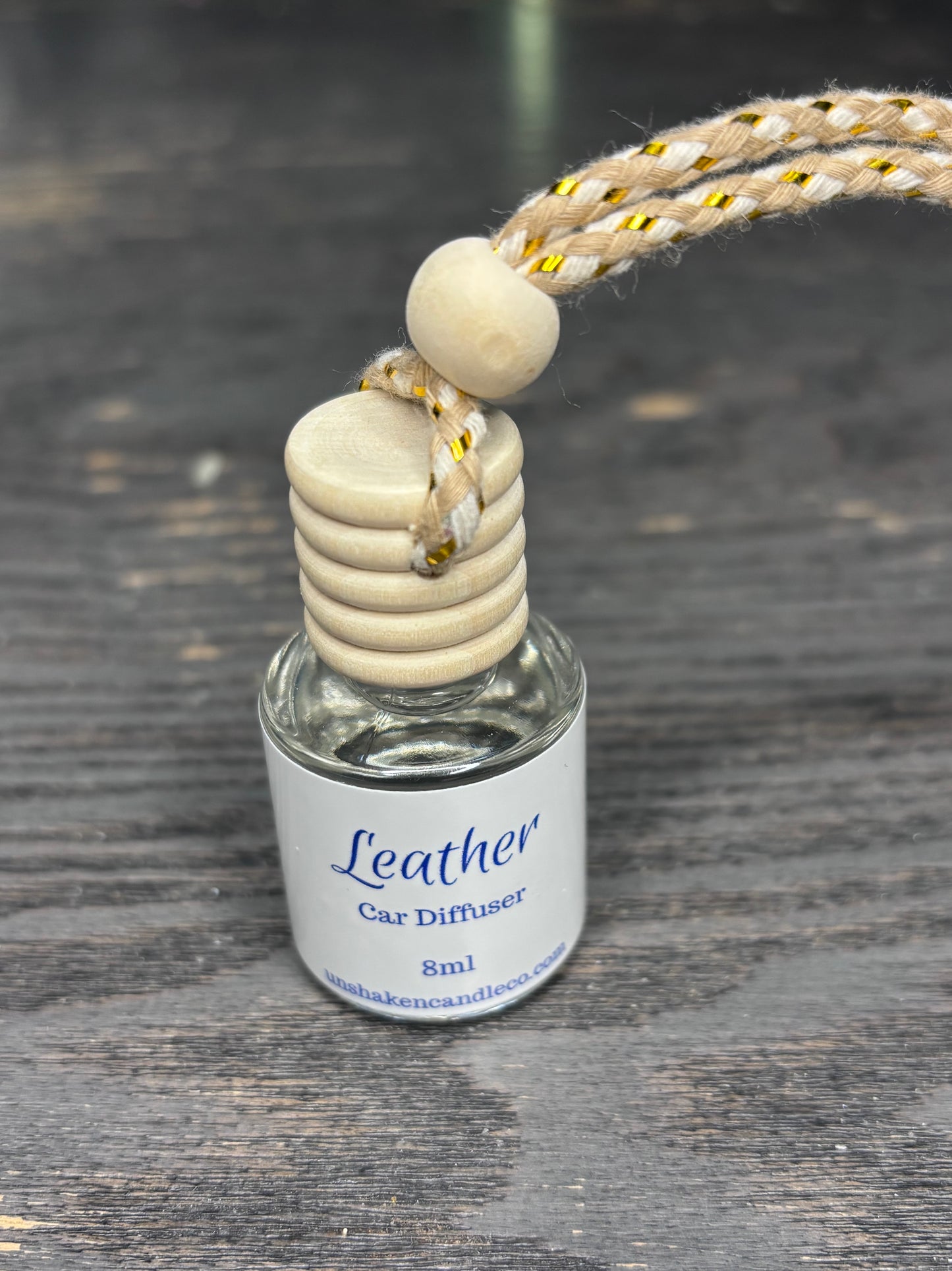 Hanging Car Diffuser – Long-Lasting Premium Fragrance
