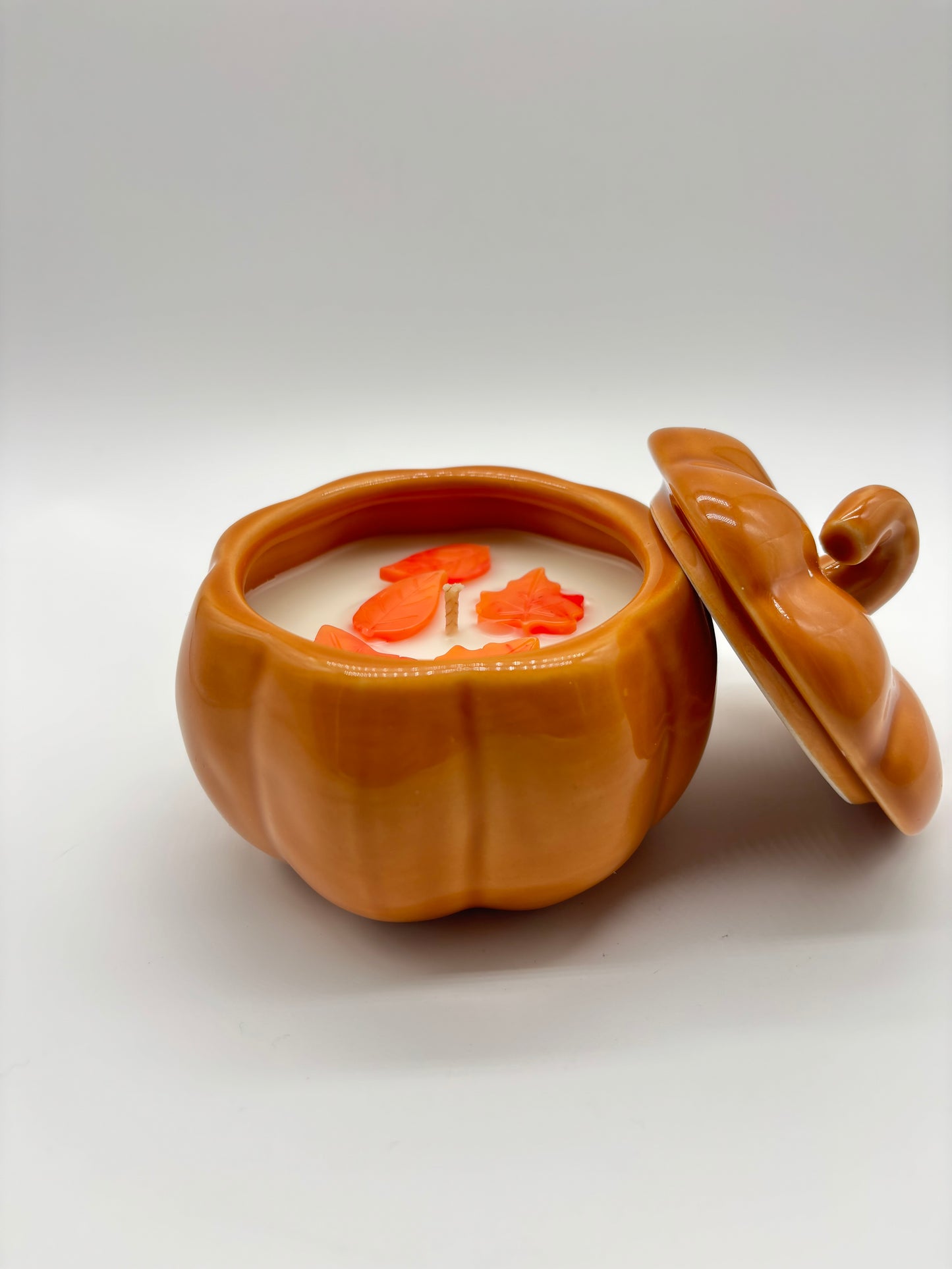 Pumpkin Caramel Crunch Candle – 5.3 oz Pumpkin-Shaped Jar