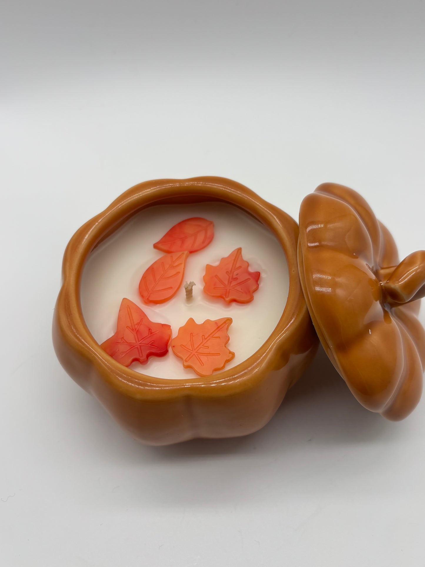 Pumpkin Caramel Crunch Candle – 5.3 oz Pumpkin-Shaped Jar