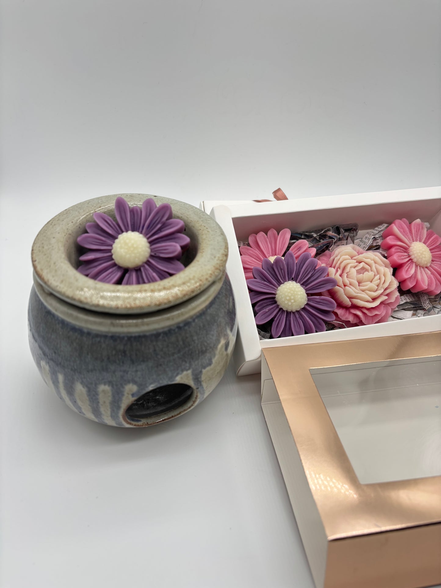 Floral Wax Melt Gift Set – pink and Purple- Handcrafted Soy Wax Flowers
