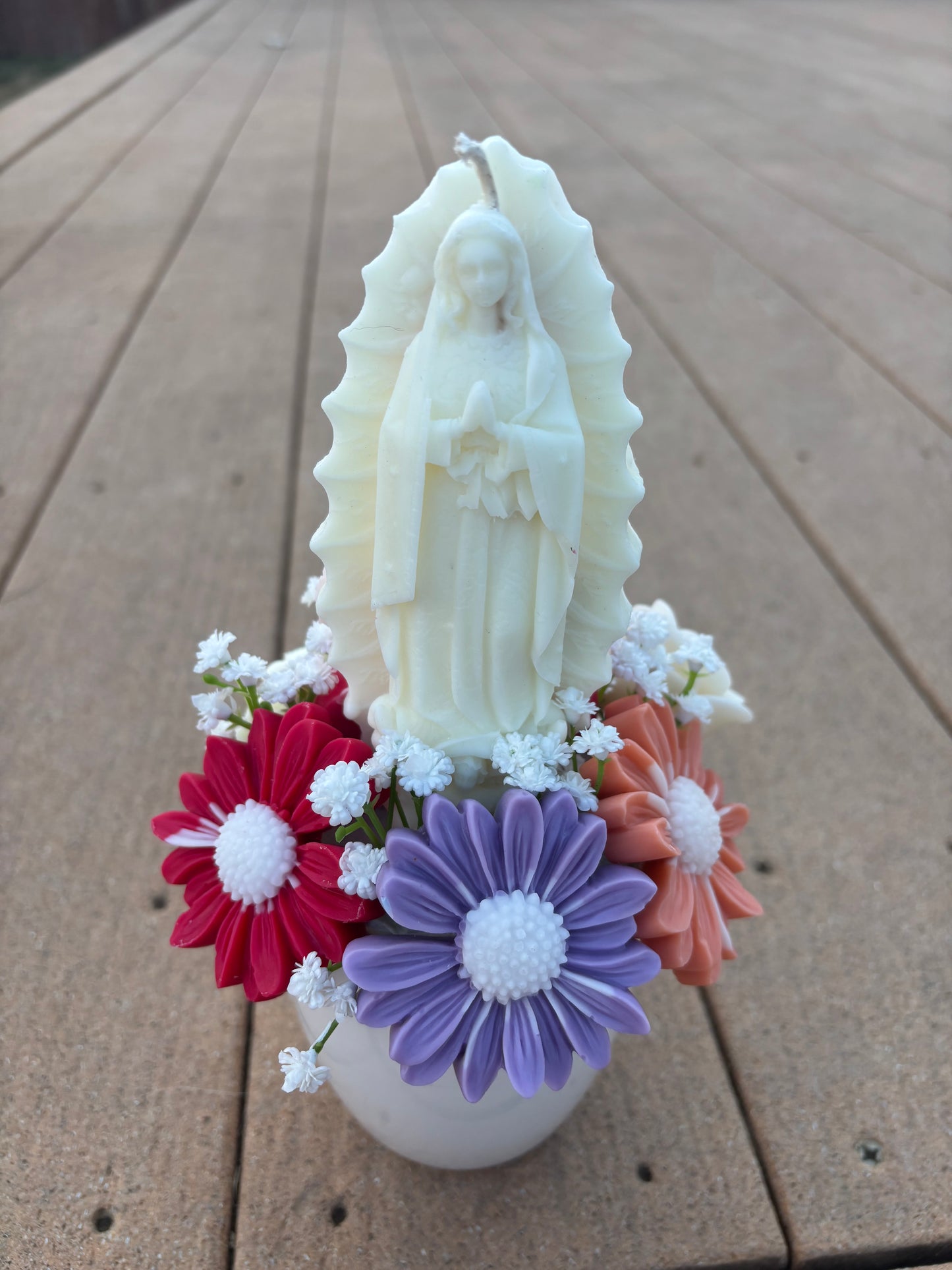 Virgen de Guadalupe Soy Wax Melt Mug – Religious Wax Melt Bouquet in Ceramic Coffee Mug