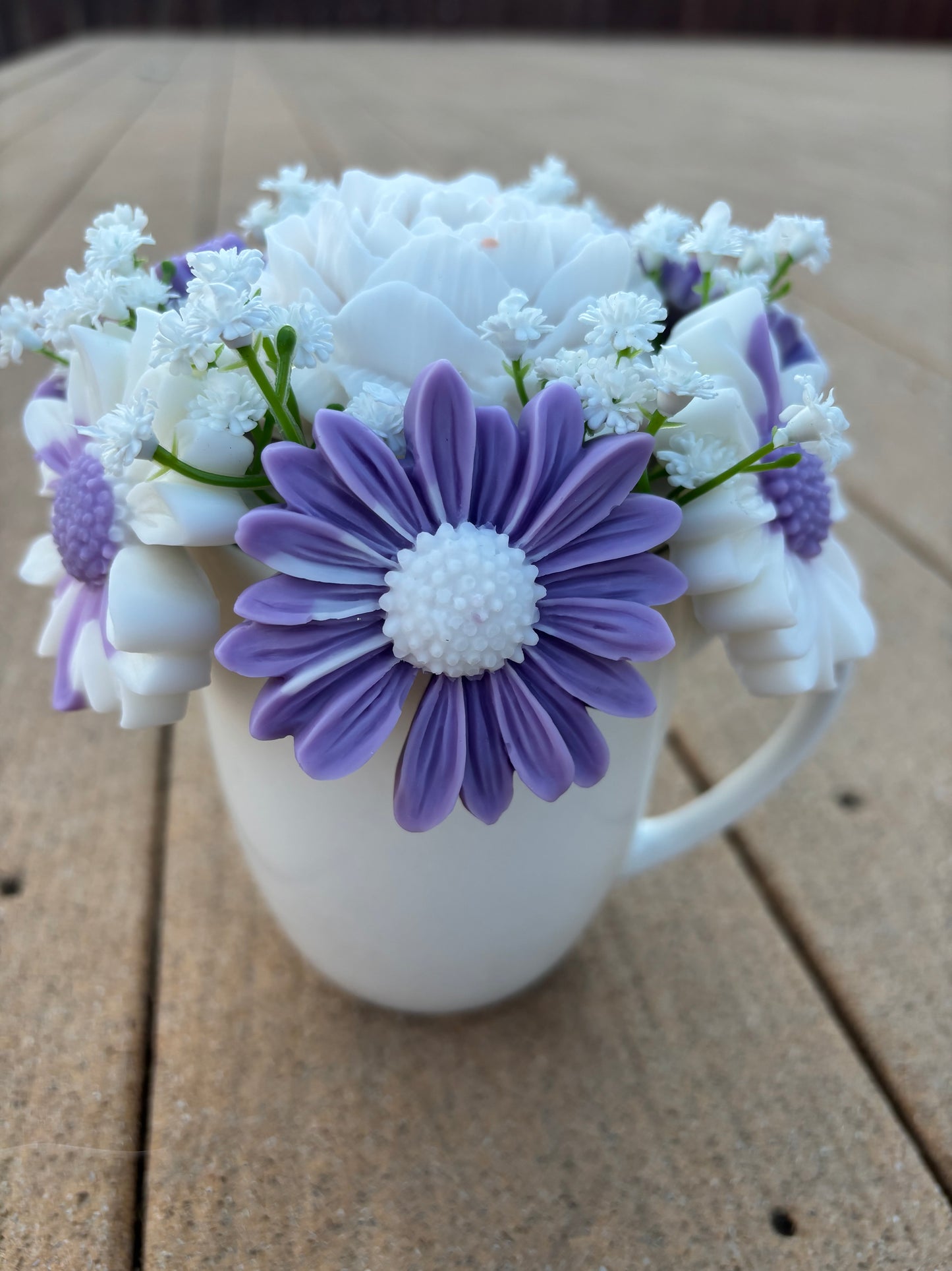 Purple & White Soy Wax Flower Bouquet in Mug | Peony & Daisy Wax Melts