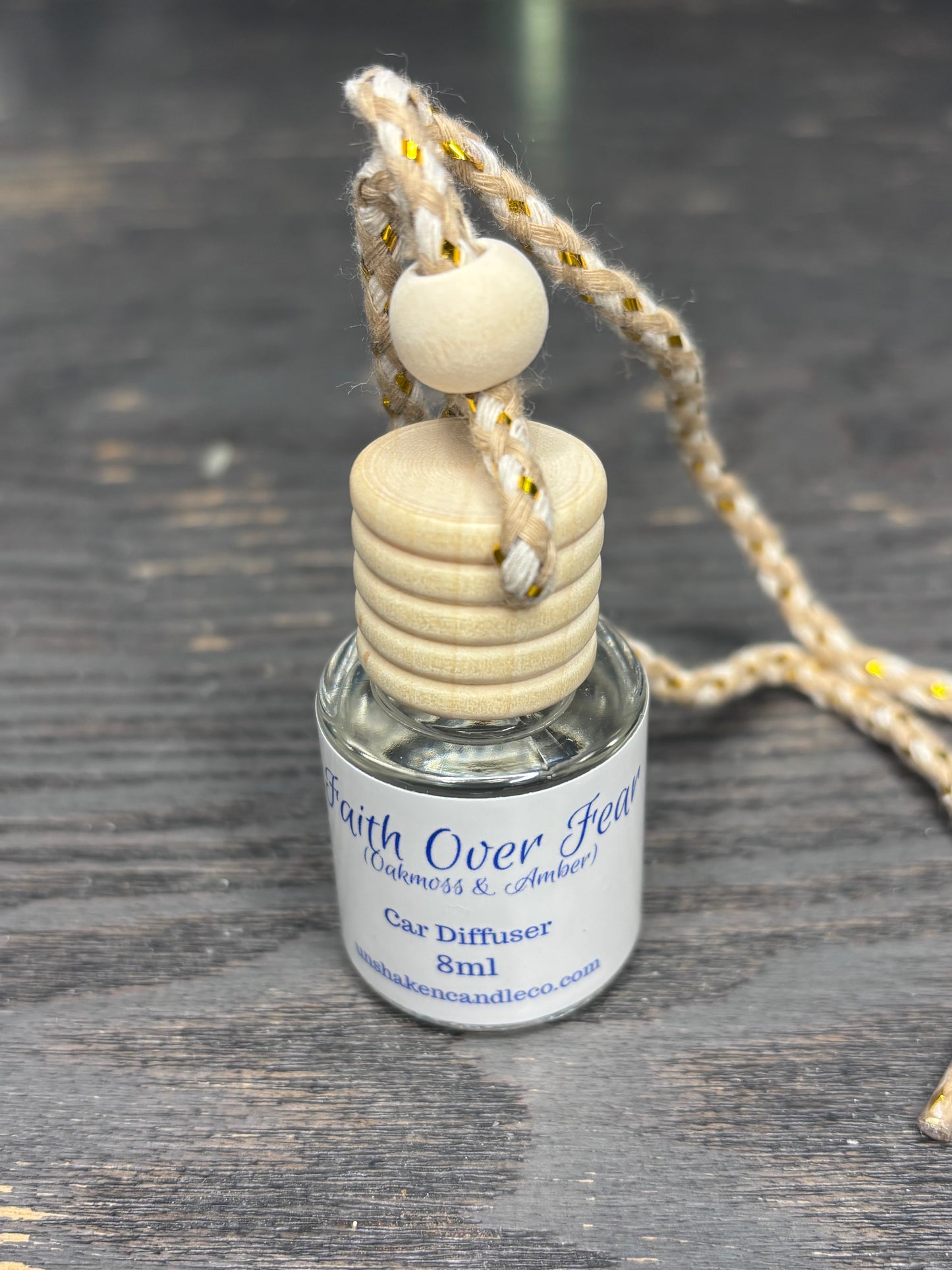 Hanging Car Diffuser – Long-Lasting Premium Fragrance
